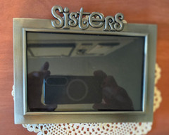 Pewter Sisters Frame For 4 x 6 Picture Size