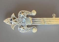 Italian c 1920 Solid Brass Tapestry Rod Florentine Fleur de Lis 56”
