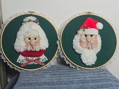 2 Vintage Santa And Mrs. Clasue Appliques 9″ Diameter Very Cute