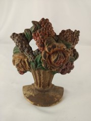 VTG Hubley #479 Floral Bouquet Cast Iron Doorstop 5.5” Granny Shabby Romantic
