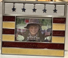 Sonoma Patriotic Flag Photo Frame For 2×3” Photo Free Standing Frame 4.5×5.2
