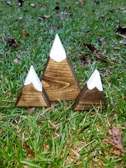 Rustic Wooden Mountains Decor Set Of 3 5½» (1x) And 3½ (2x)