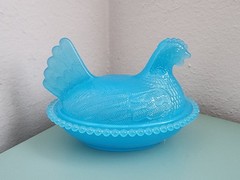 5″ Plastic Nesting Hen on Nest Covered Candy Dish -Choose Your Color- Acrylic