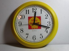 SHELL GASOLINE ROUND WALL CLOCK BATTERY OPERATED PETROLEUM