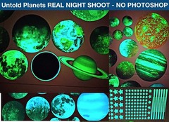 Glowing Planets Wall Decor – Glow in the Dark Stars for Kids