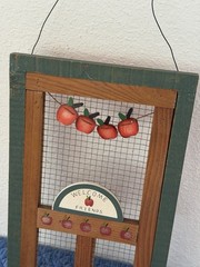 Vintage Country Apple Wall hanging & Matching Wall Shelf Set