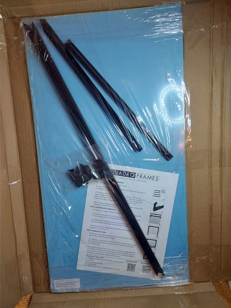 Quadro Frames 14″ x 26″ Picture Frame Kit, Style P940-5/8″ Molding Plastic