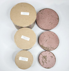Distressed Cardboard Round Nesting Boxes w Lids x3 Pink Stripe 4 x 6 Retro