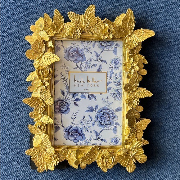 Nicole Miller Butterfly 4 x 6 Photo Frame Vertical Horizontal Gold Resin Gift