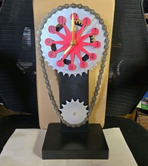 NEW IN BOX! Gear Clock With Moving Gears Large Decorative Clocks For Living Room