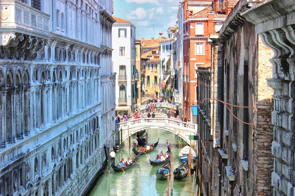 Gondalos in a Traffic Jam in Venice Italy Photo Art Print Poster 12×18