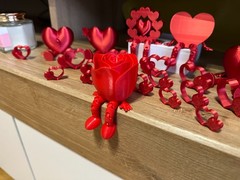 3D Printed Sitting Rose Articulated Legs Red Eternal Flower Desk Toy Decor Gift