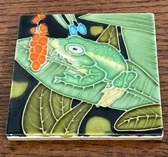Vintage Hawaiian Style Ceramic Tile Green Tree Frog Tropical Wall Plaque
