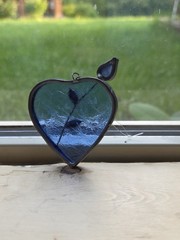 Vintage Handmade Stained Glass Blue Heart Suncatcher Metal Leaf Stem 2.5 in