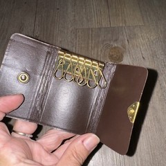 Vintage Leather Pocket Key Holder 3.25” tall by 2.5″ wide Small 6 Spring Hooks