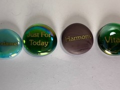 Inspirational Affirmation Glass Stones Set of 6 – Motivational Words Decor
