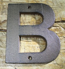 Cast Iron Industrial LETTER B Sign Rustic Brown 5″ tall Alphabet