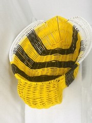 Bee Wicker Basket Ciroa NEW Plastic Resin 13×11.5” Bumble Yellow Black