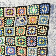 * Vintage GRANNY SQUARE Crochet Afghan Blanket Throw Roseanne Style 64×36 – RIPS