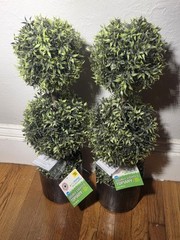 Double Sphere Topiary 26″ Tall In Pot Light Up Led 2 Pack