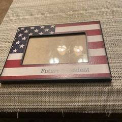 AMERICA 250 !Red, White & Blue Flag Picture Frame W/»Future President» 8.5”