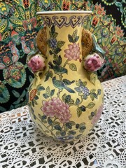 Andrea by Sadek Yellow Famille Jaune Vase with Pink Peony Flowers 9″
