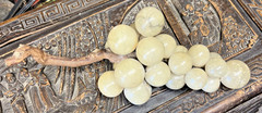 Italian Alabaster Grape Cluster LARGE 15″ Natural Grape Vine Stem 1960’s MCM