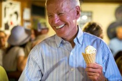JOE BIDEN EATING ICE CREAM GLOSSY POSTER PICTURE BANNER PRINT PHOTO usa 8056