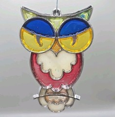 3.5″ Owl Shaped Multicolor Resin Plastic Metal Frame Hangable Suncatcher