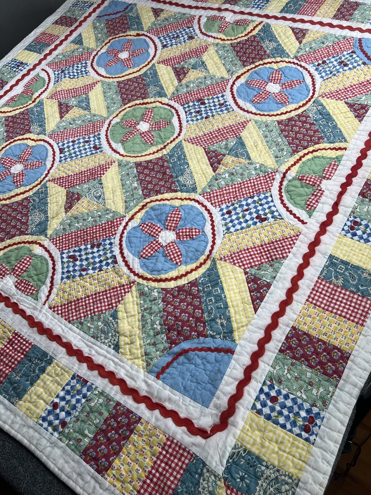Wedding Ring Quilted Throw Blanket Colorful Patchwork Gingham Floral Rod Pocket