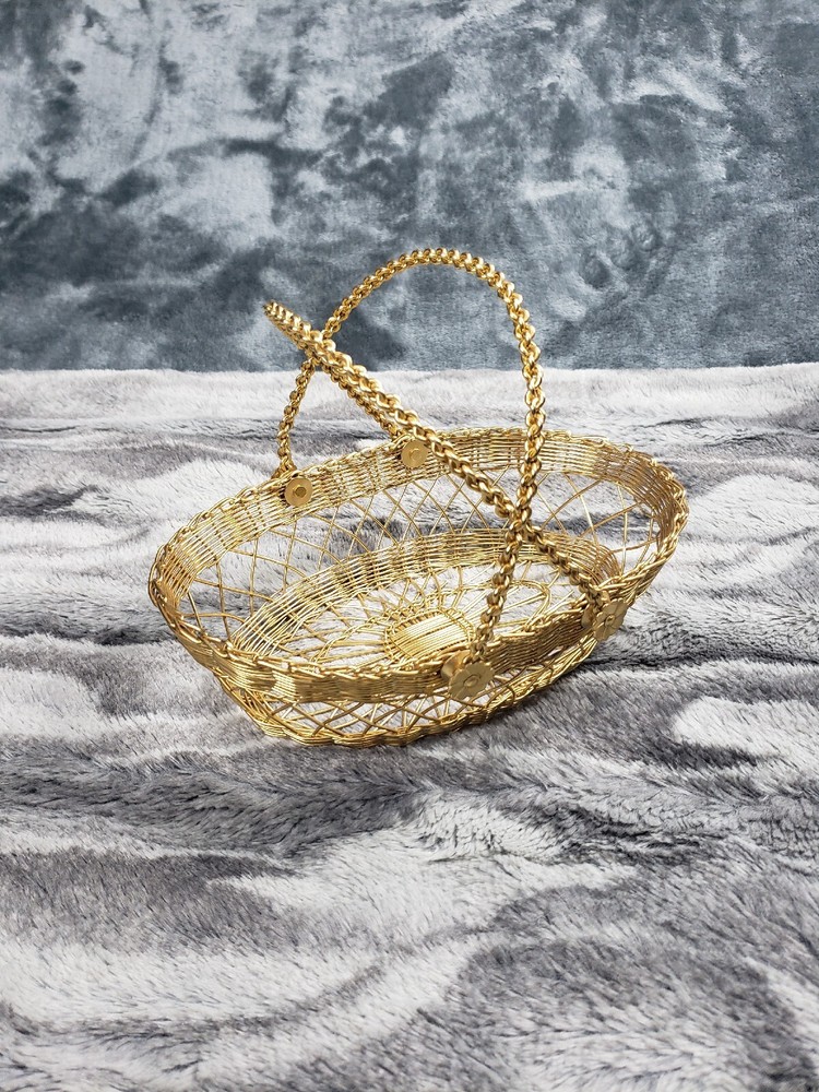 Retro Basket Gold Woven Wired Oval Basket With Handles Flowers Decorative