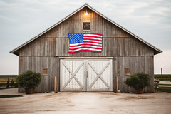 Waving American Flag Sign – Metal Outdoor Sign – Patriotic Porch Sign Farmhouse