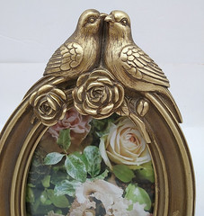 Antiqued Gold Ornate Bird Photo Picture Frame Oval Resin Victorian Romantic
