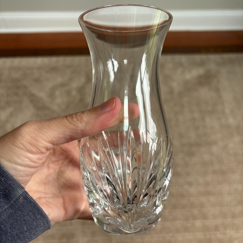 Wedgwood Majesty Pattern 7in Tall Clear Crystal Cut Floral Flower Bud Vase