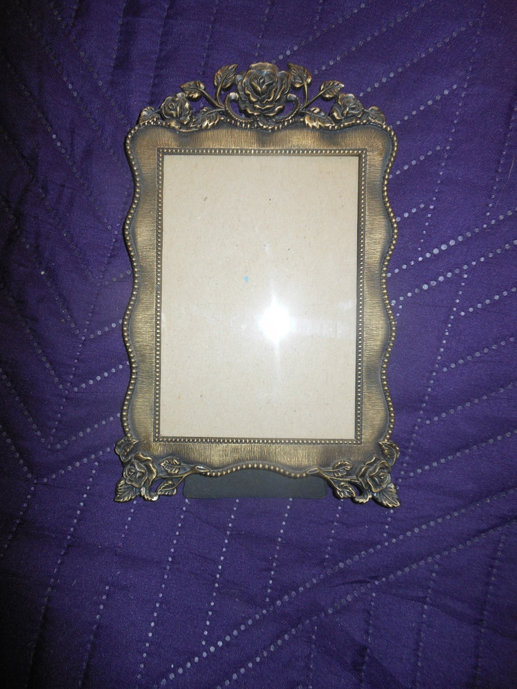 VINTAGE THE WESTON GALLERY PHOTO PICTURE FRAME ANTIQUE GOLD FINISH RECTANGLE 5X3