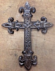 Large FLEUR DE LIS CROSS Antique Brown Patina Finish for wall mounting 9″ x 12″