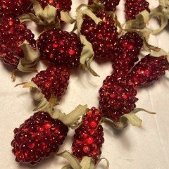 31 Faux Beaded Strawberries or Red Raspberries 1 inch Decor Crafts