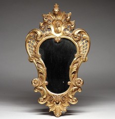 FINE! Italian Florentine Gilt Wood Diminutive Courting Mirror