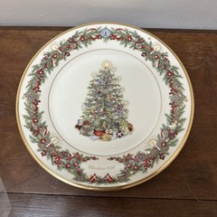 Lenox Christmas Trees Around The World 2009 Denmark Decorative Xmas Plate NEW