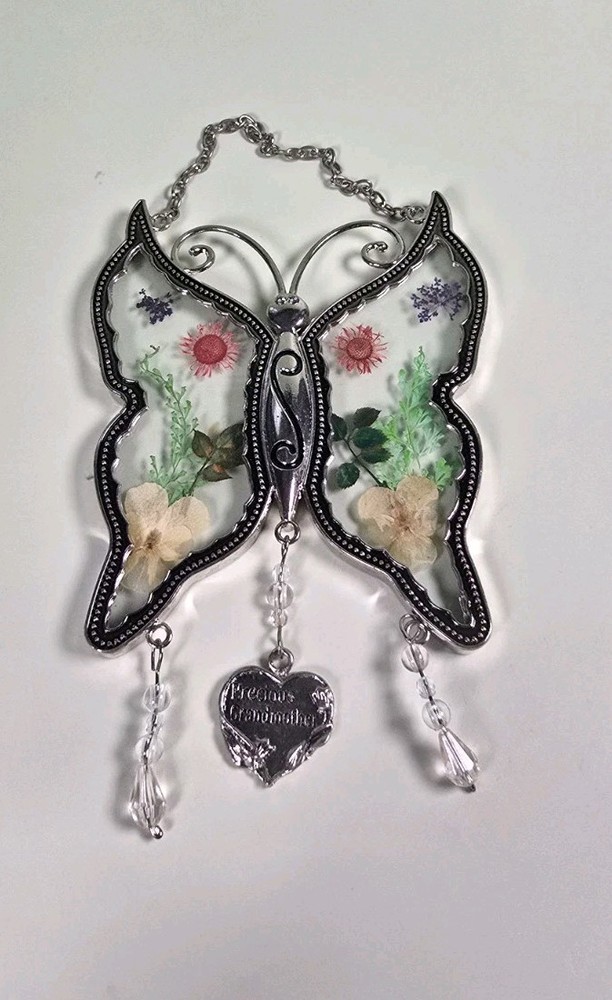 Butterfly Sun catcher for a Grandmother with Dried Flowers – 4.75 Inches
