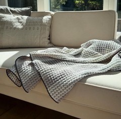 Soedahl Grey Waffle Weave Honeycomb Plaid Lightweight Throw NWT Made in Europe