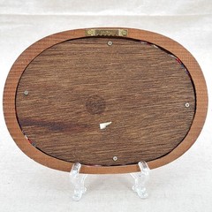 Cottagecore Gallery Wall Accent Piece: Oval Wood Plaque 3D Plaid Scottie Dog VTG