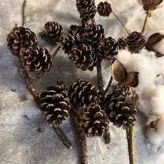 Artificial Cotton Stems & Real Pinecones – Rustic Farmhouse Vase Filler Wreath