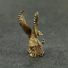 Solid Eagle Figurine Brass Statue Animal Figurines Toys House Desktop Decoration