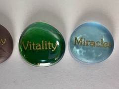 Inspirational Affirmation Glass Stones Set of 6 – Motivational Words Decor