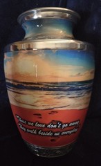 Footprints in The Sand Urn for Human Ashes – Large Cremation Urn for Adults