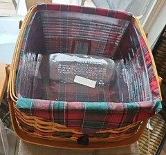 Longaberger 12 Days of Xmas Basket 14″ +3 Protectors (1 Divided)+Liner+Lid 2000