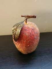 Vtg 1970s Decorative Beaded Fruit 5 Piece Apples & Pear Sugared Look