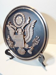 Seal of the United States Plaque – 8.5″ Round Patriotic Eagle Wall Art