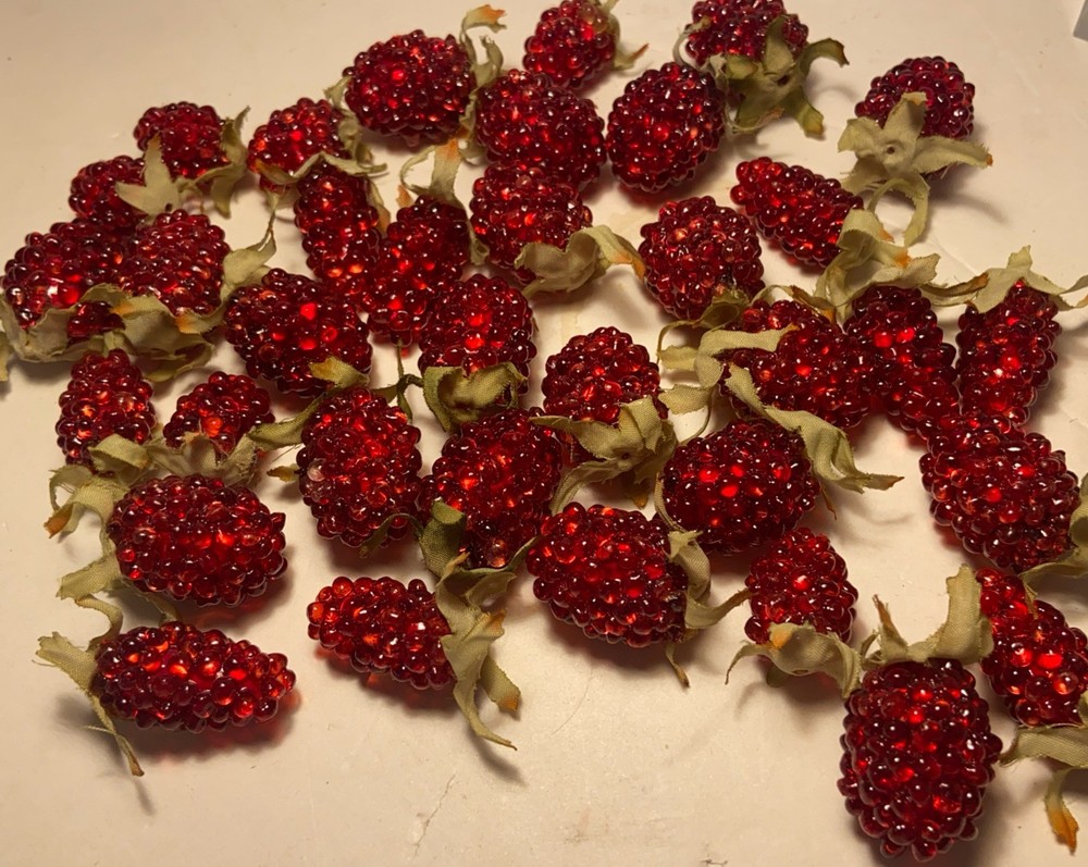 31 Faux Beaded Strawberries or Red Raspberries 1 inch Decor Crafts